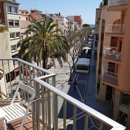 산펠리우데기솔스 Apartament A La Placeta De Sant Joan 21, 3R 아파트 외부 사진